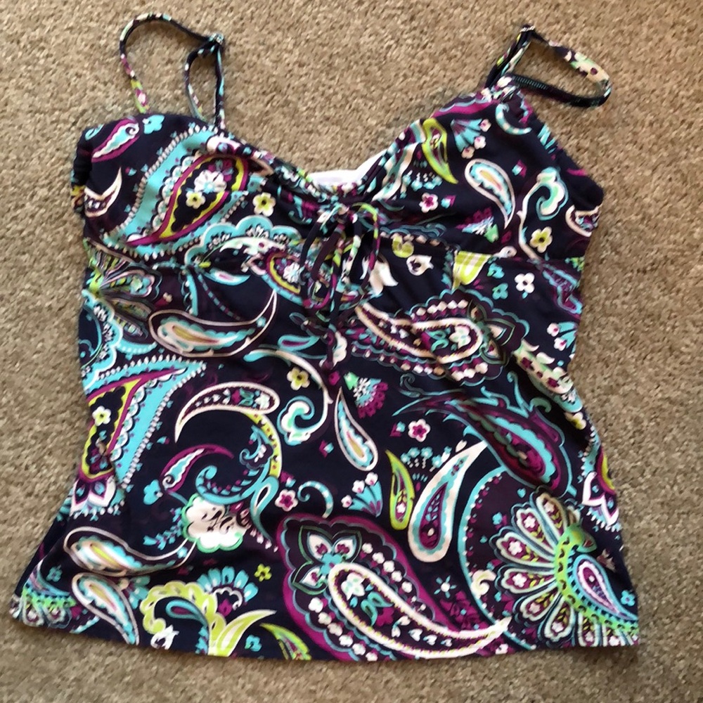 Size 14 Land’s End Tankini top!